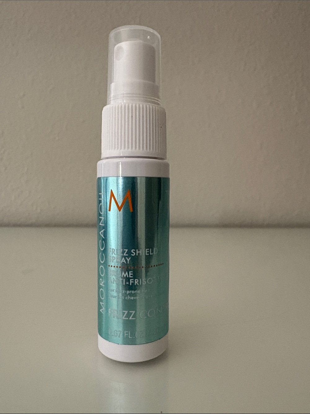 $5💕 MOROCCAN OIL Frizz Shield Spray